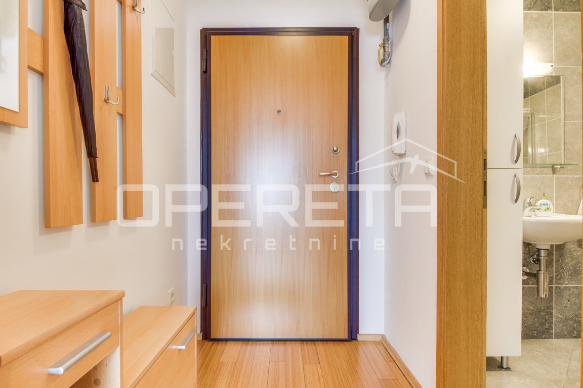 OPERETA 619977