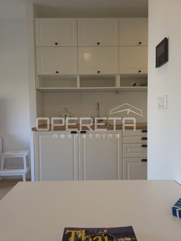OPERETA 621280