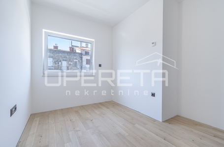 OPERETA 621519