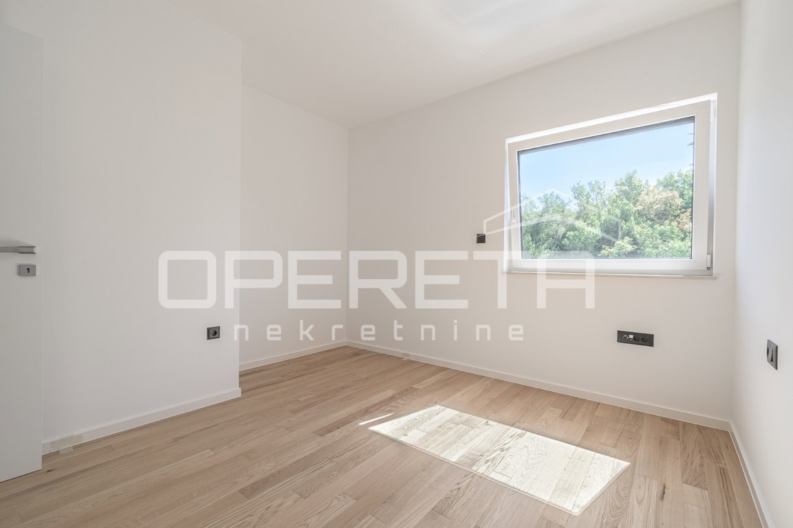 OPERETA 621548
