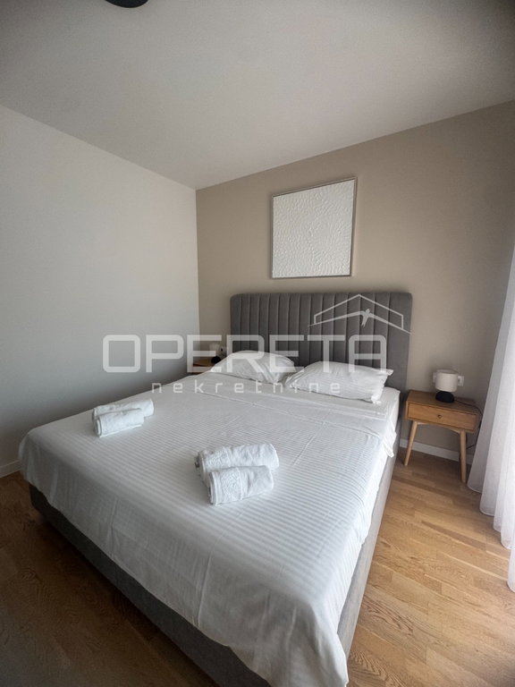 OPERETA 621698