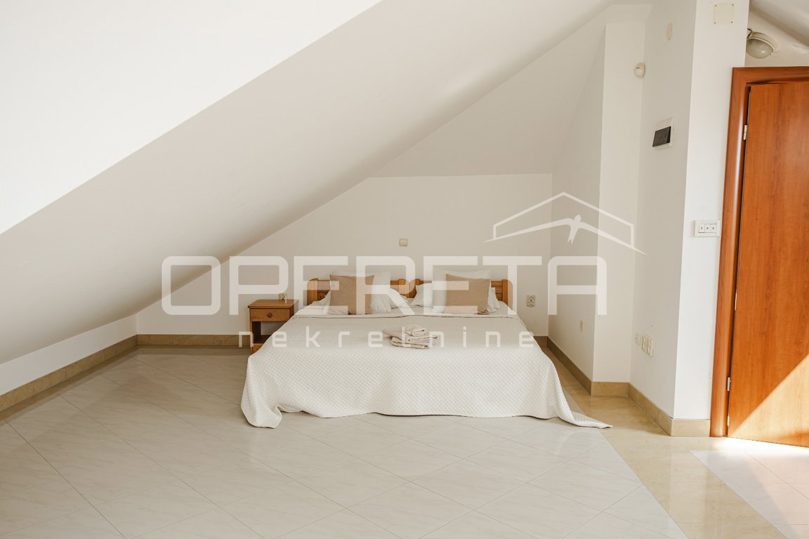 OPERETA 623878