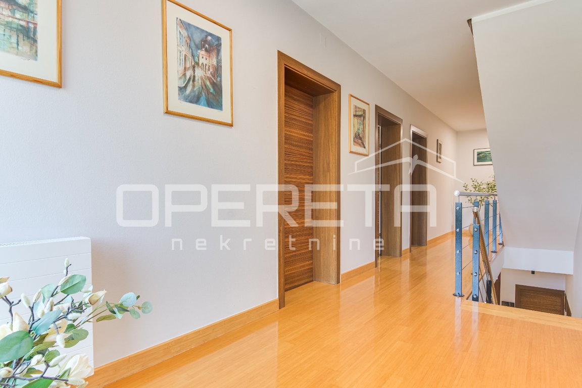 OPERETA 625959