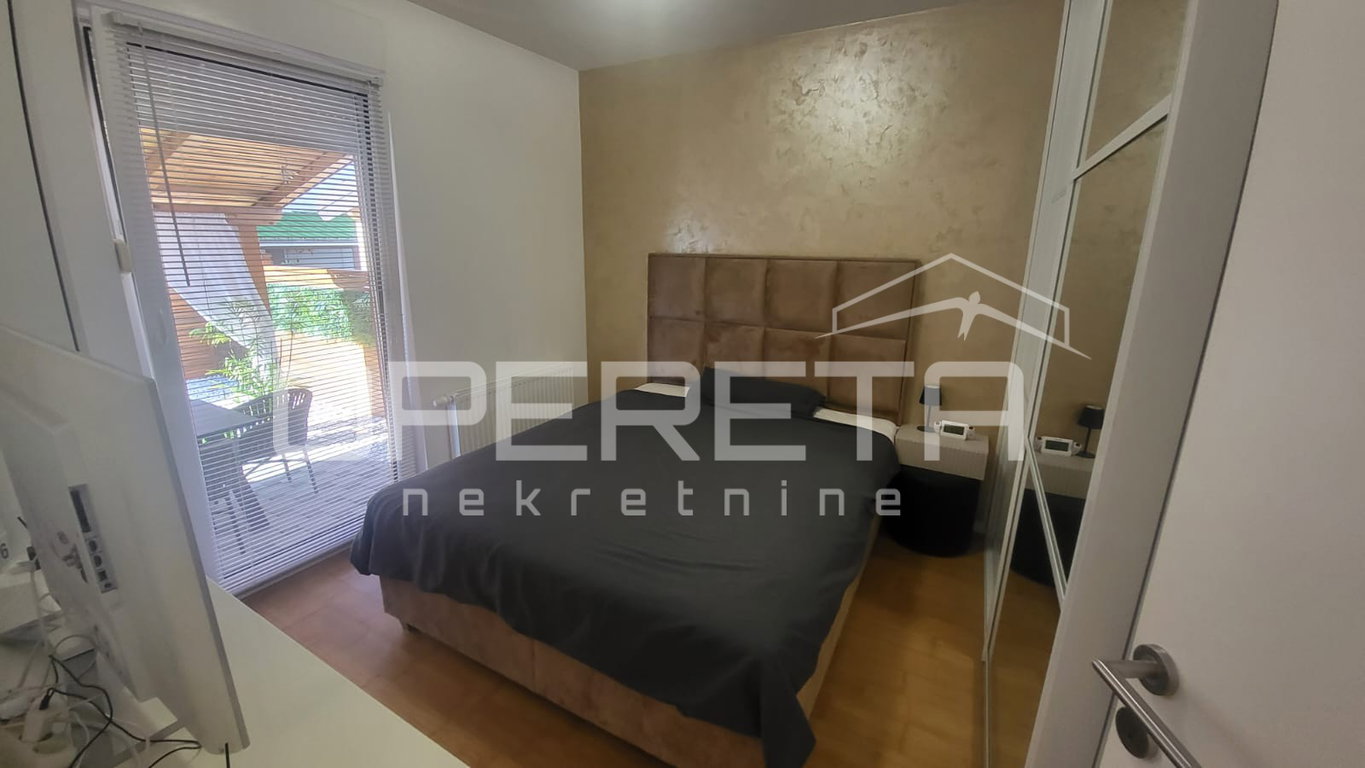 OPERETA 627837