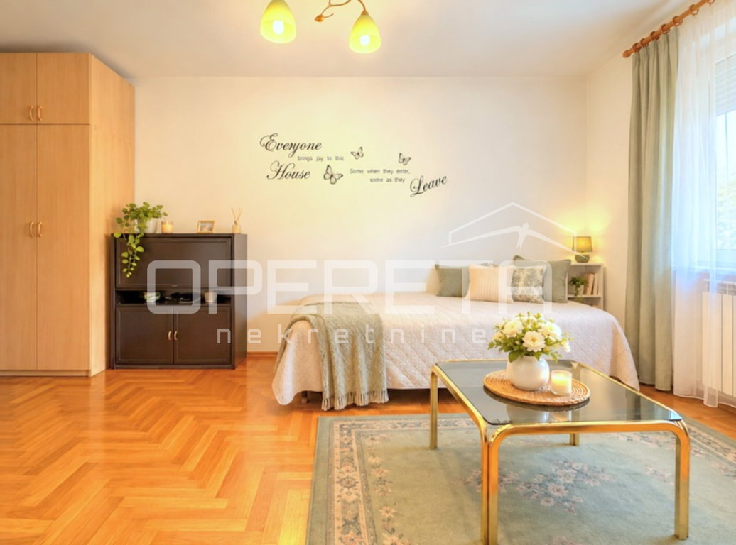 OPERETA 627995