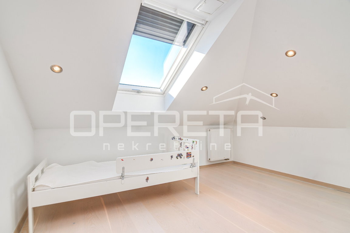 OPERETA 628593