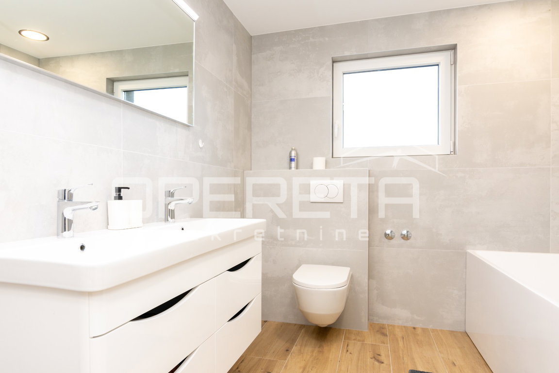 OPERETA 628612