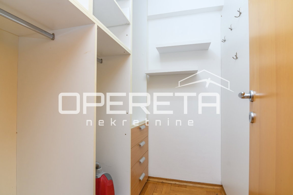 OPERETA 628719