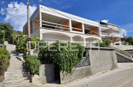 OPERETA 628949