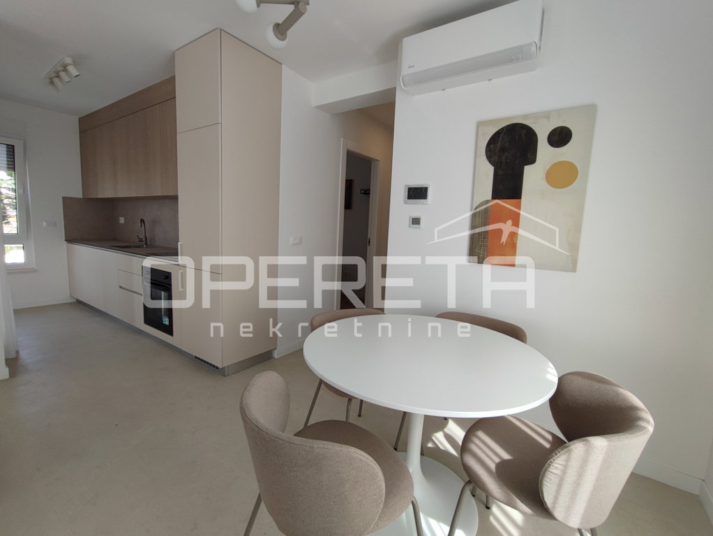 OPERETA 629459