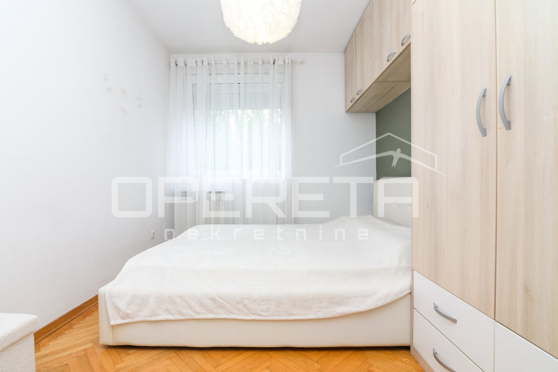 OPERETA 630449