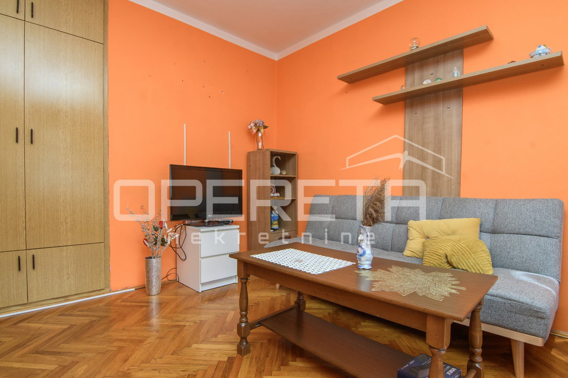 OPERETA 631556