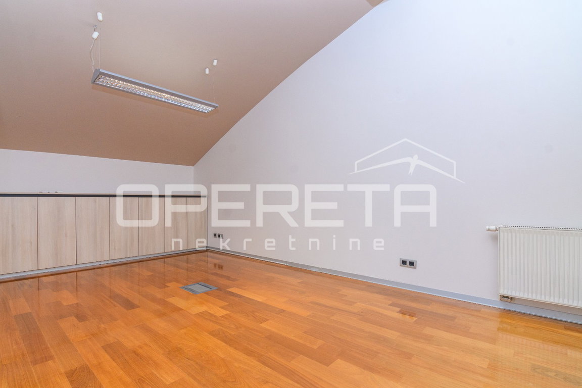 OPERETA 631739