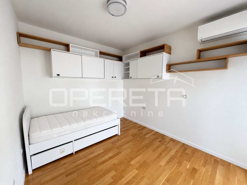 OPERETA 631843