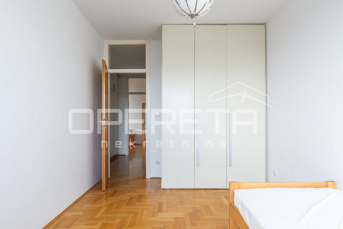OPERETA 632136