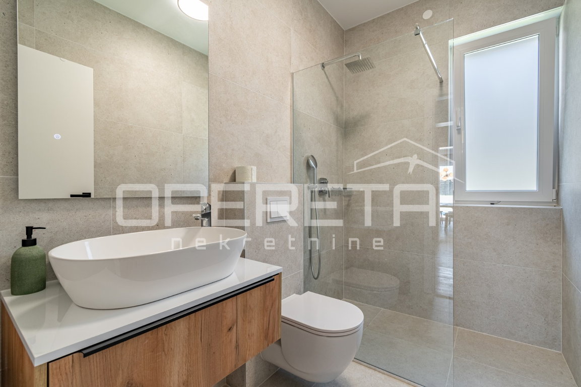 OPERETA 632953