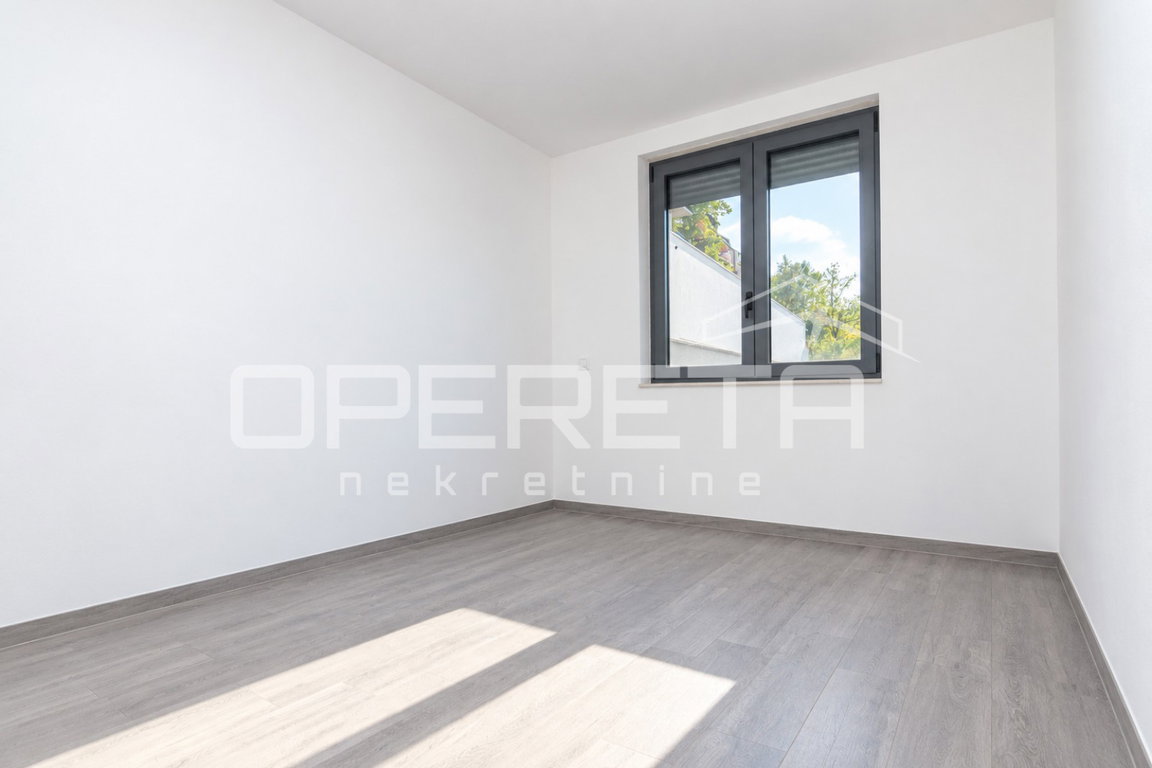 OPERETA 633054