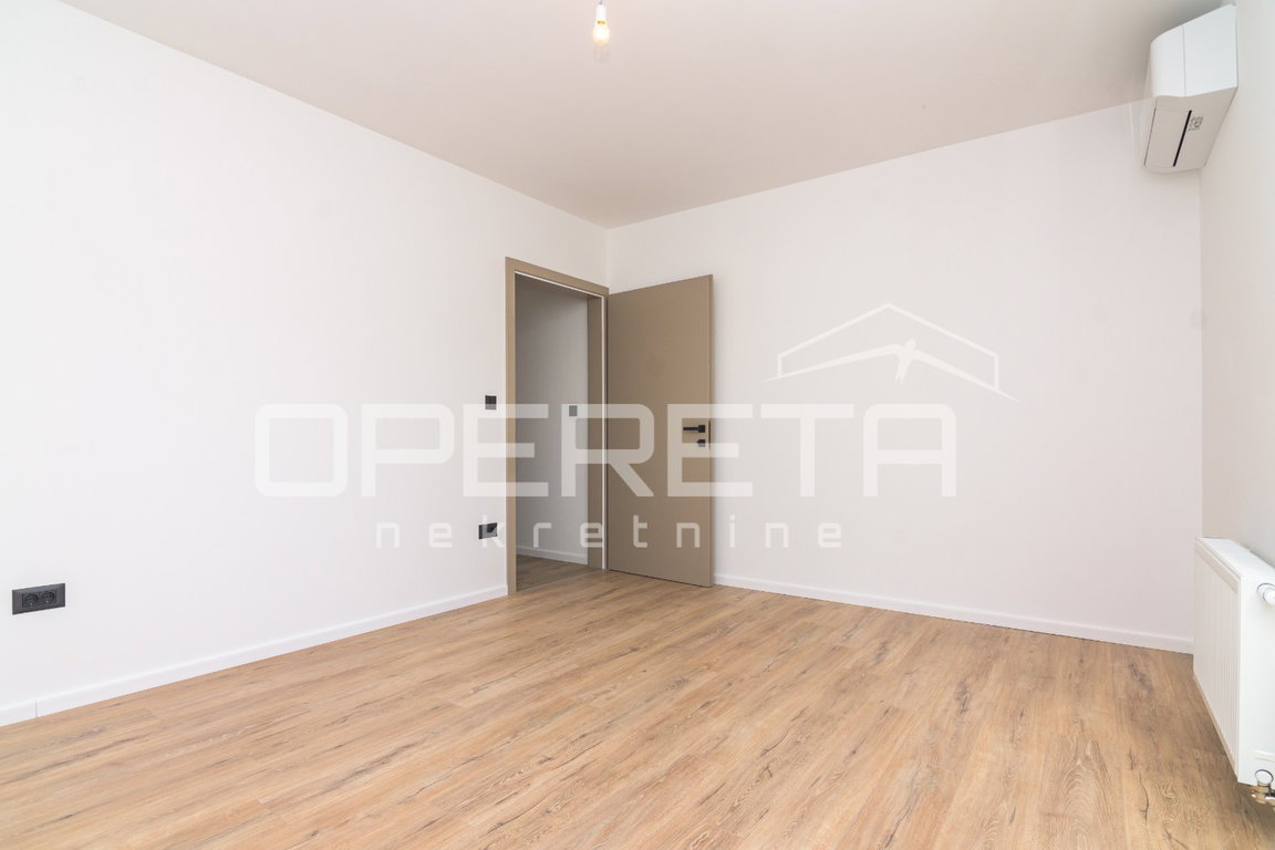 OPERETA 633706