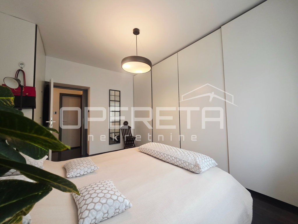 OPERETA 633945