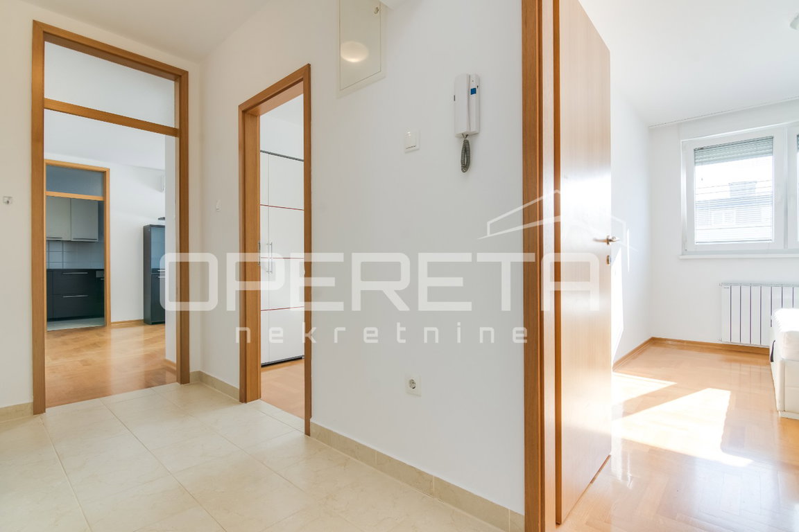 OPERETA 635120