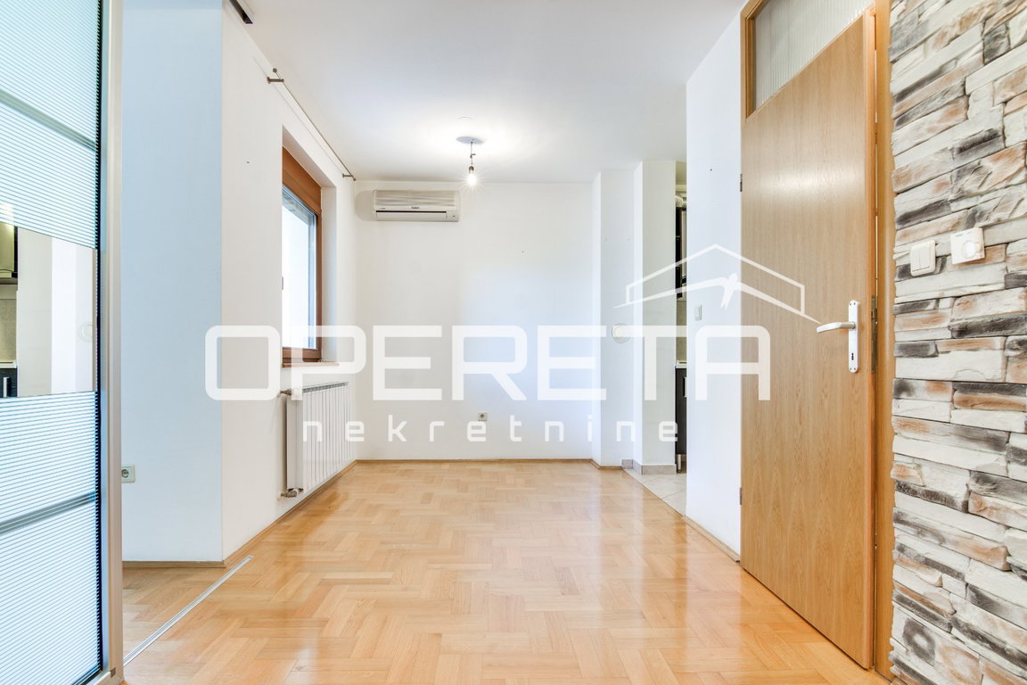 OPERETA 635676