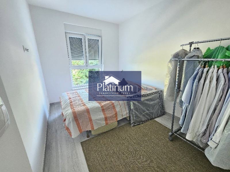 MEDULIN CIJELI KAT ZGRADE, 2 APARTMANA, TOP INVESTICIJA