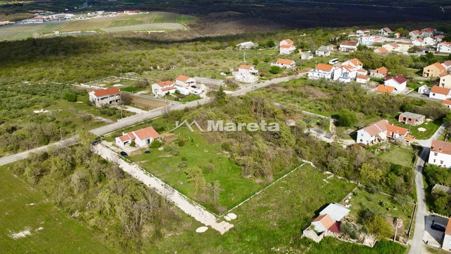 Građevinsko zemljište, Islam Latinski-dio(Rupalj), 1500 m2