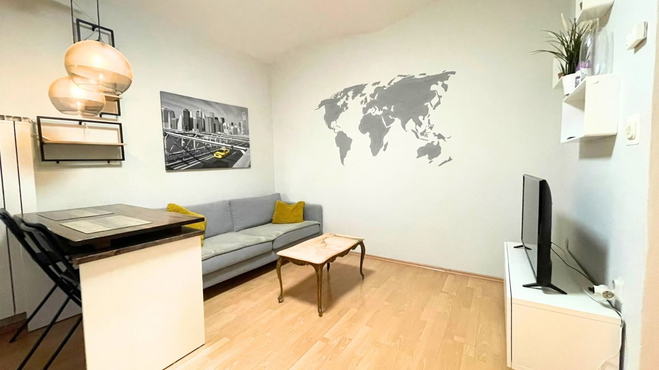 Zagreb, Donji Grad, Primorska ul, dvosoban stan 41 m2 ostava