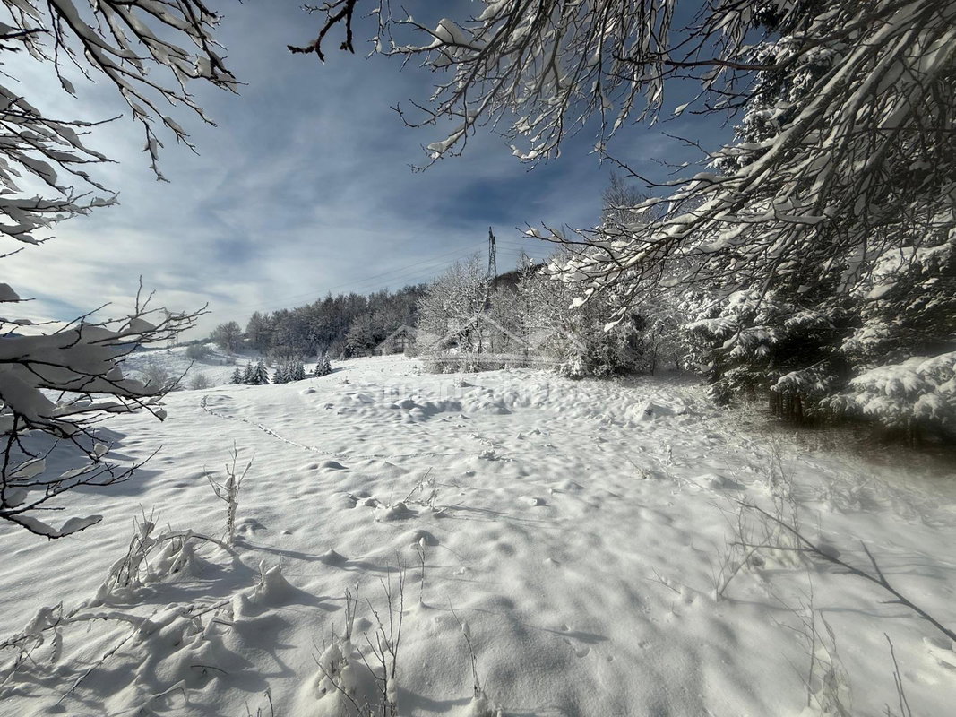 gradjevinsko-zemljiste-mrkopalj-slika-238368867