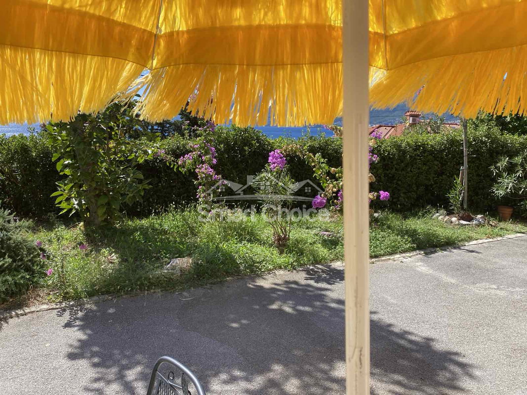 img-c4ab0fb591f8944a69cc96b04a5a9aaf-v