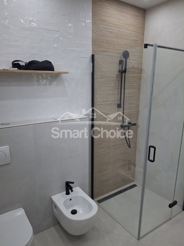 img-f2fec29e1cdcfe83841576252a342ab3-v