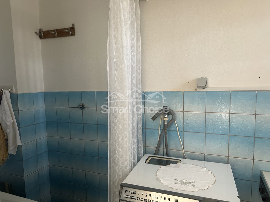img-f89f1ad9c54b62bca41645e636744bd3-v