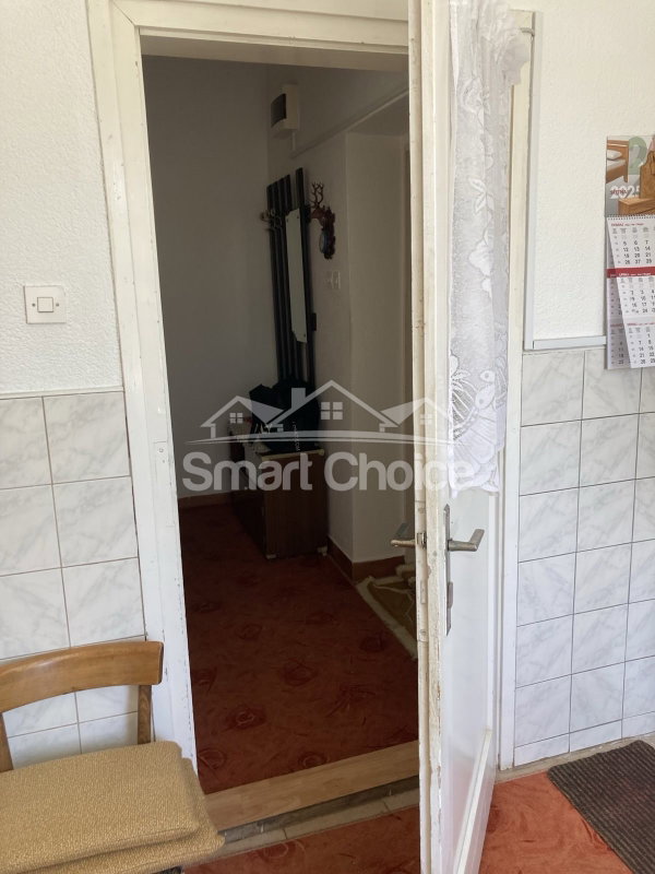 img-fc733aeed503fecb524009c20bcf7972-v