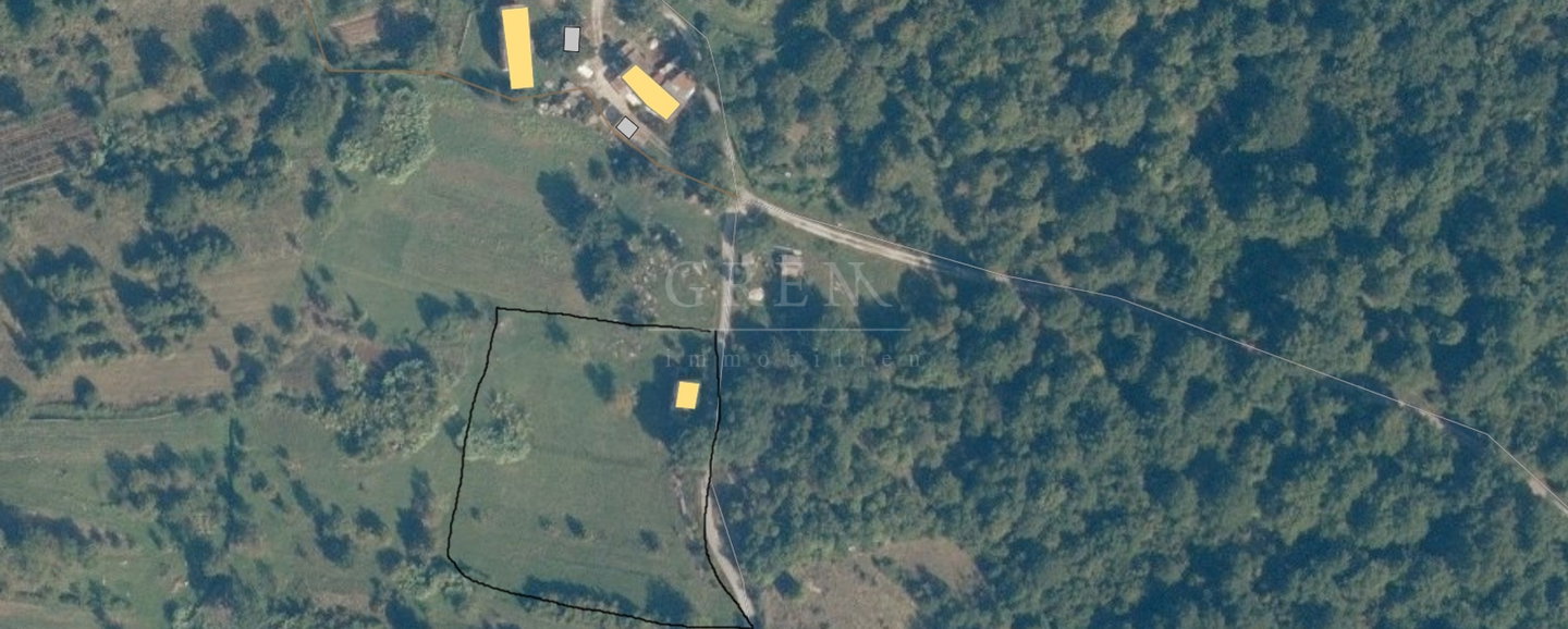 Prodaje se građevinsko+poljoprivredno zemljište sa građevinskim dozvolama, Vižinada, 5580 m2, prodaja, prilika