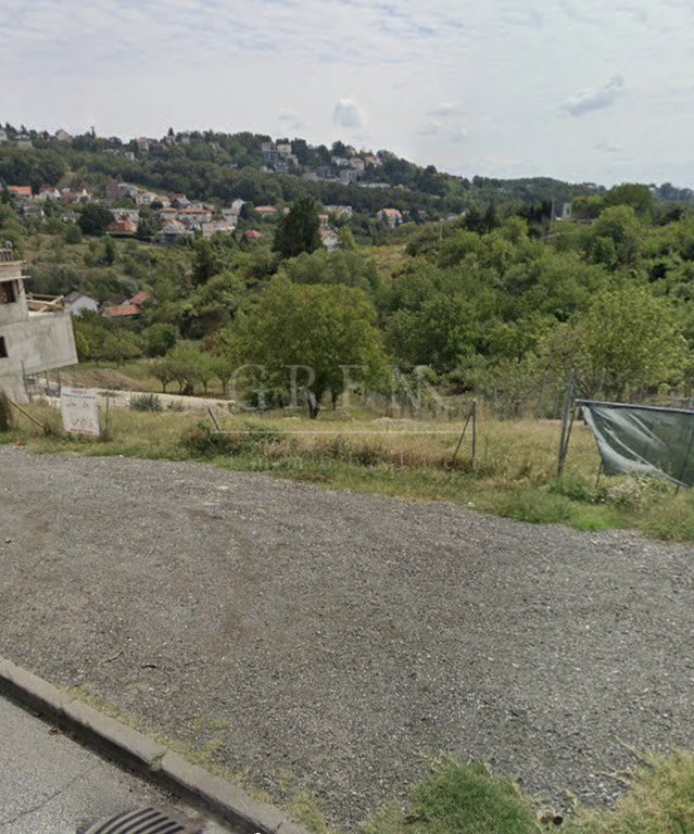 Građevinsko zemljište sa dozvolom, Zagreb Lukšić, 1281 m2