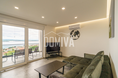 Novogradnja stan sa  otvorenim pogledom na more 62m2