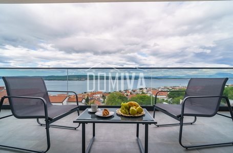 Novogradnja stan sa  otvorenim pogledom na more 62m2