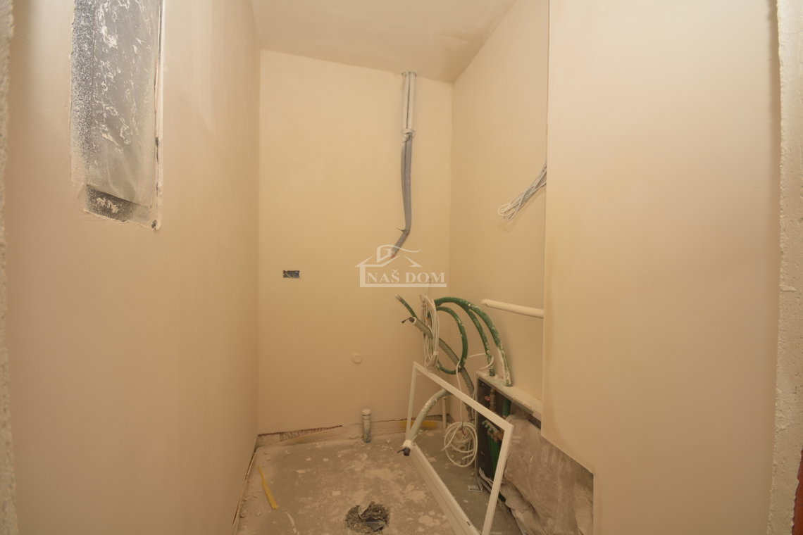 Vodice - Luksuzni stan S10 s tri spavaće sobe, lift, pogled na more, drugi kat