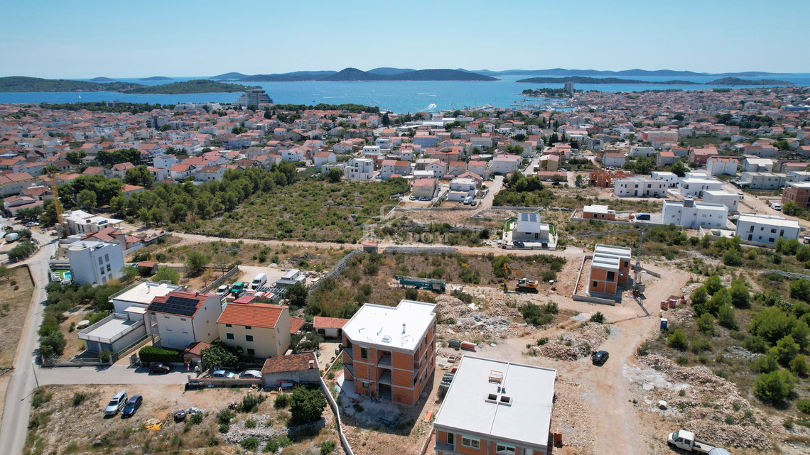 nekretnine vodice, dvosobni stan s pogledom na more