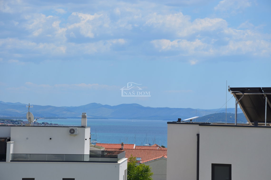 Vodice - Stan S6, I. kat, 79m2, pogled na more