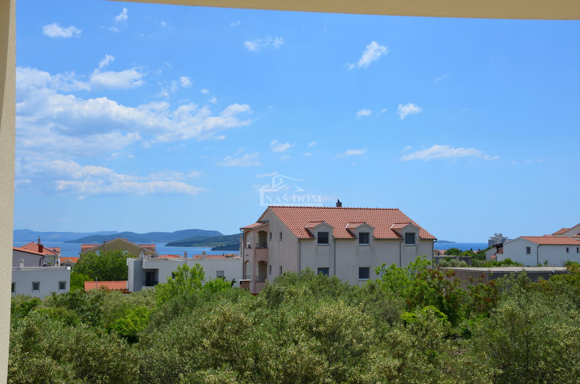 Vodice - S4 Stan na 1. katu 88 m² s terasom i pogledom na more