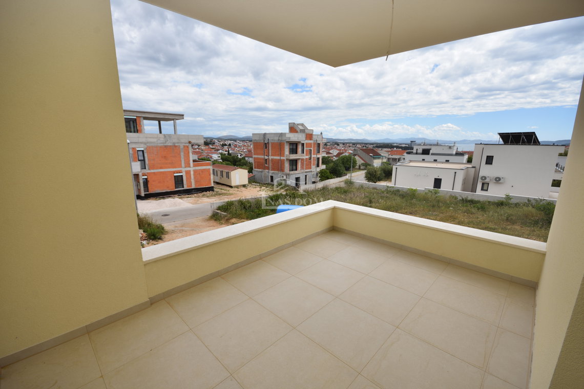 Vodice - Stan S6, I. kat, 79m2, pogled na more