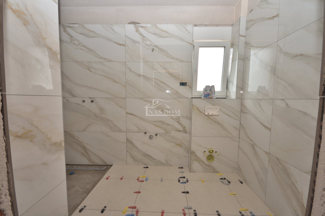 Vodice - Stan S6, I. kat, 79m2, pogled na more