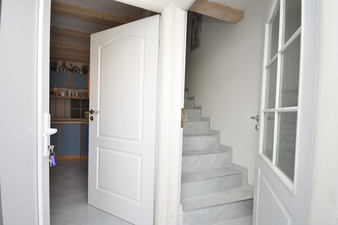 Vodice - Dvoetažni stan u strogom centru grada