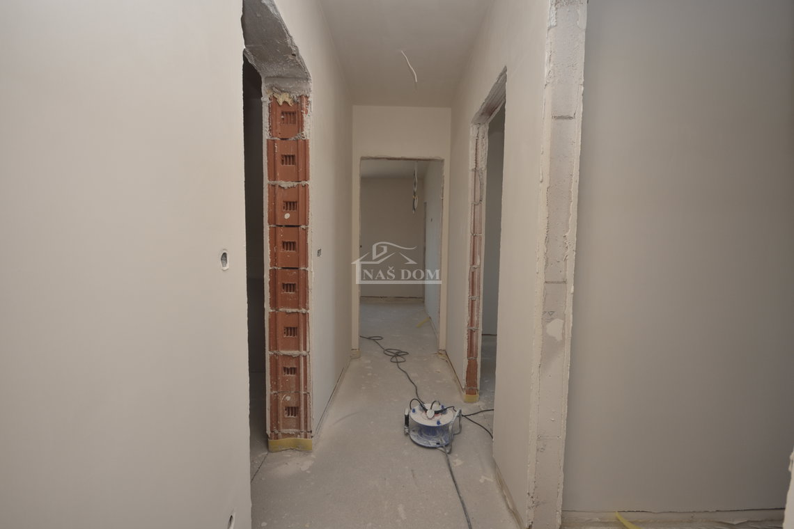 Vodice - Luksuzni stan S10 s tri spavaće sobe, lift, pogled na more, drugi kat