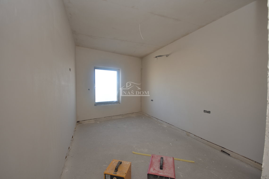 Vodice - Luksuzni stan S10 s tri spavaće sobe, lift, pogled na more, drugi kat