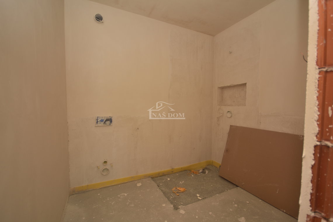 Vodice - Luksuzni stan S10 s tri spavaće sobe, lift, pogled na more, drugi kat